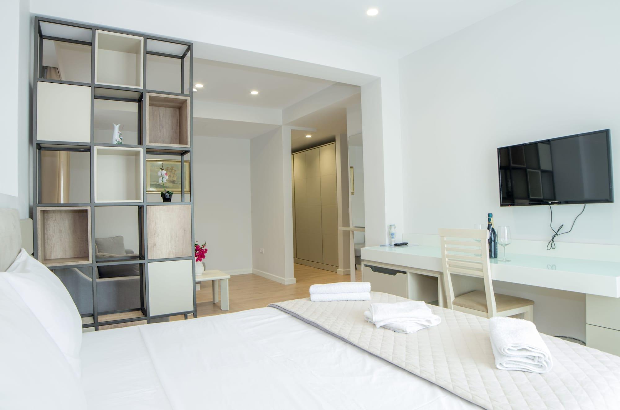 Hotel Vila Kalcuni Sarandë Esterno foto