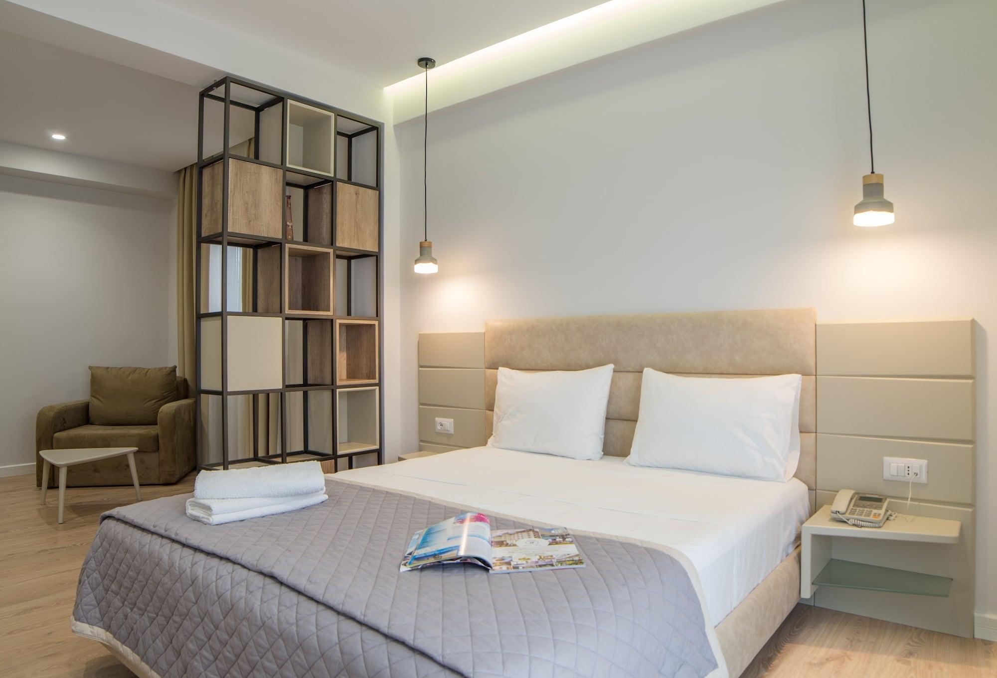 Hotel Vila Kalcuni Sarandë Esterno foto