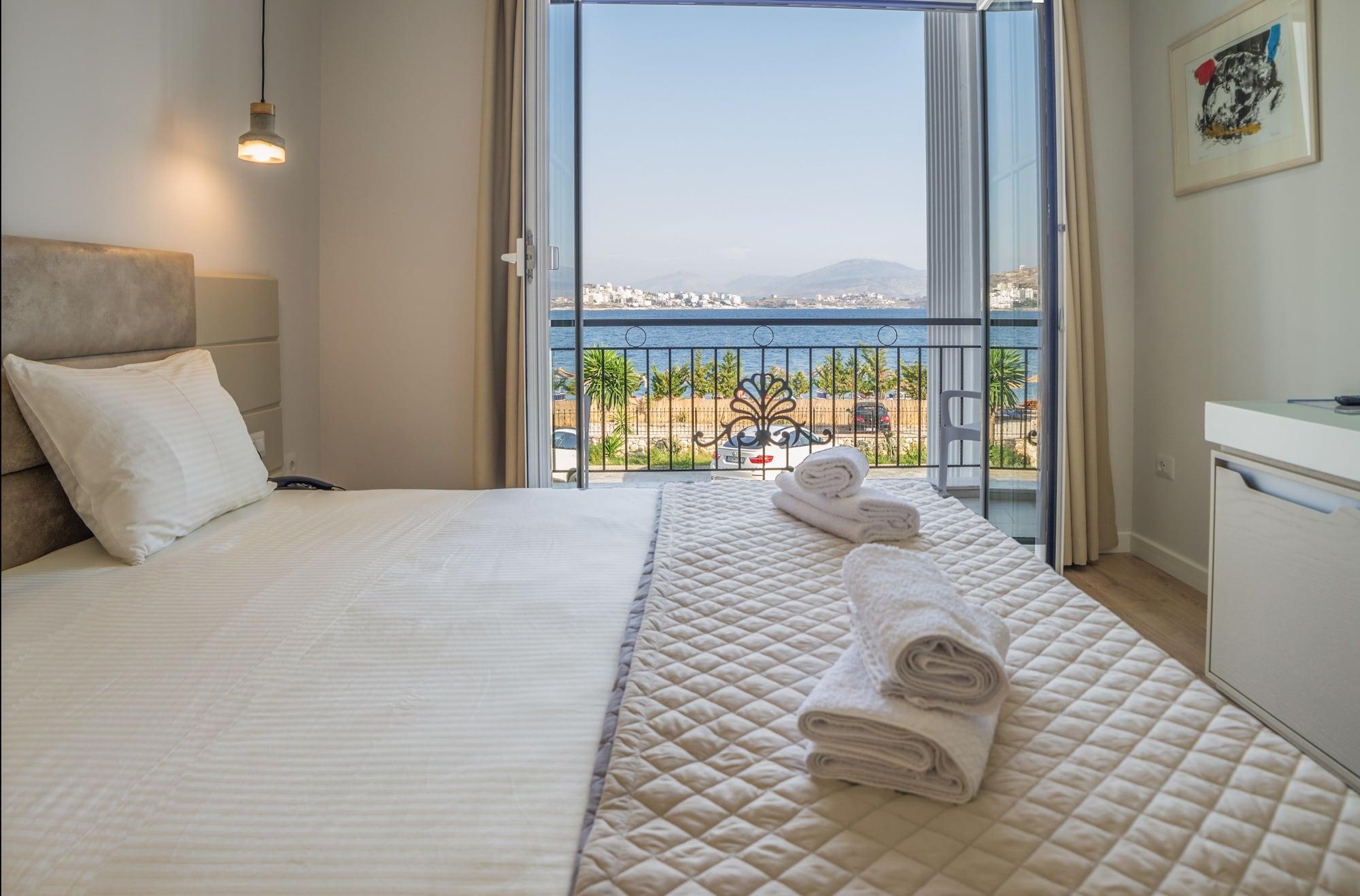Hotel Vila Kalcuni Sarandë Esterno foto