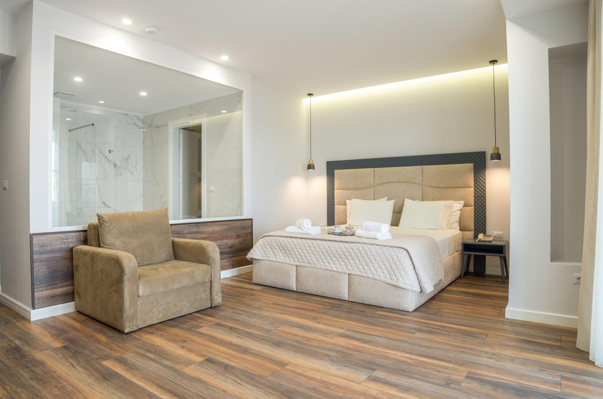Hotel Vila Kalcuni Sarandë Esterno foto