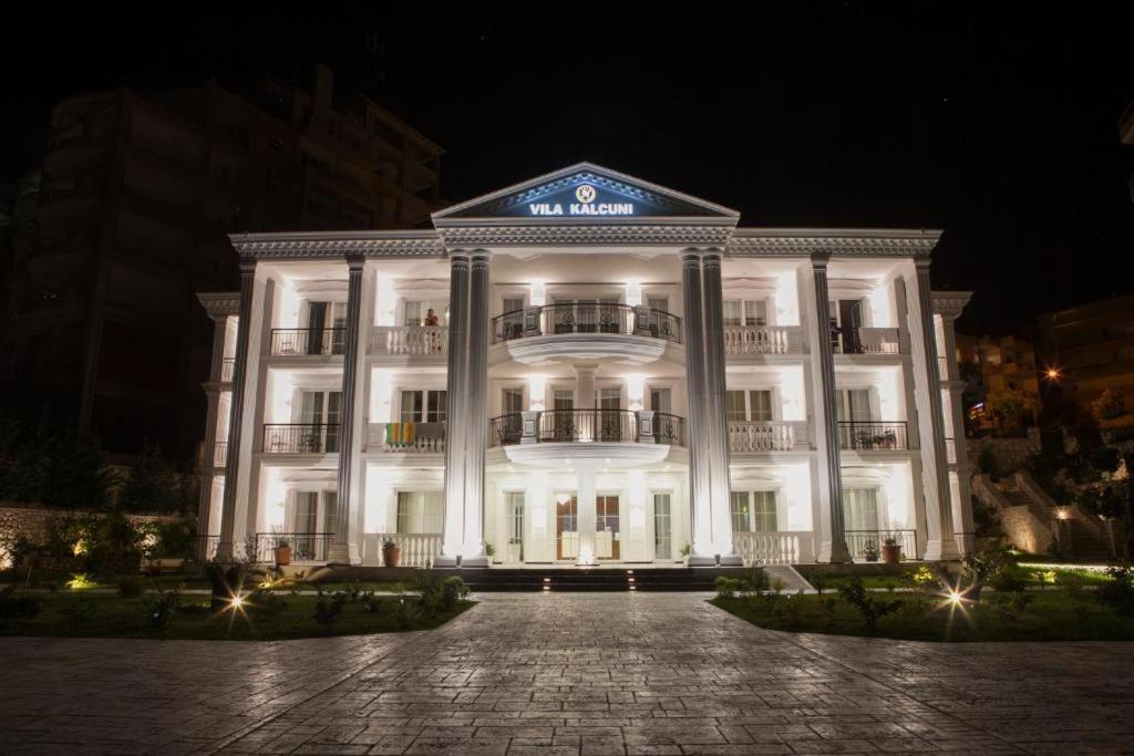Hotel Vila Kalcuni Sarandë Esterno foto