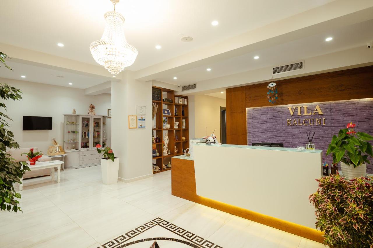 Hotel Vila Kalcuni Sarandë Esterno foto